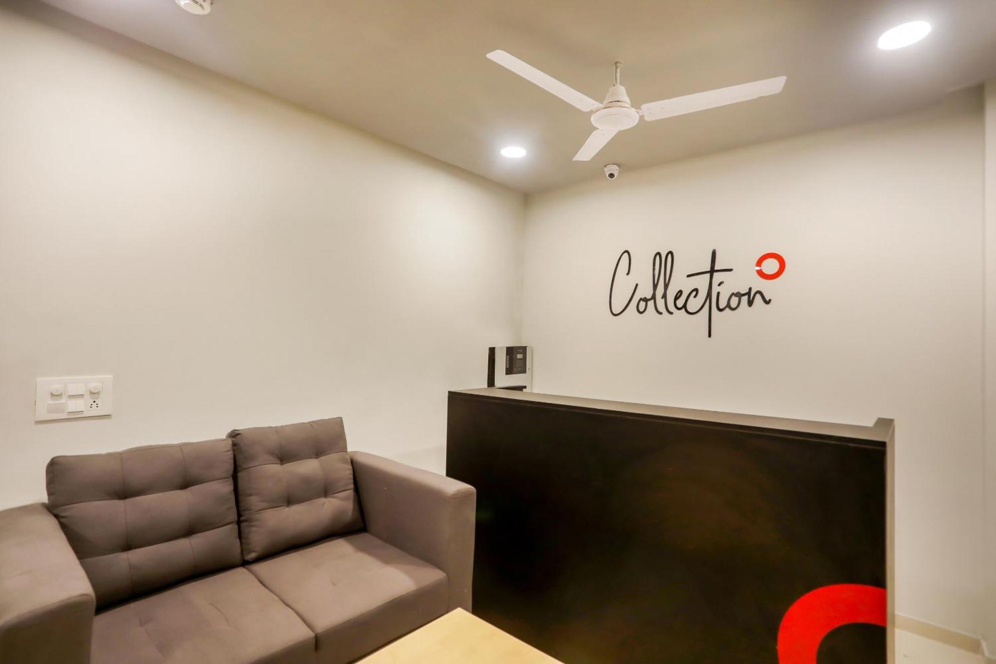 Super Collection O Le Noida Hotel Near Sector 76 Metro Station Εξωτερικό φωτογραφία